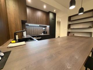 Luxury Apartment with Terrace - 8