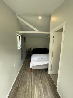 1 Double and 1 Sofa Bed Garden Chalet, unit C - 1