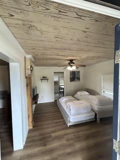 Historic Cabin at Tenkiller - Cookson Resorts #5 - 4