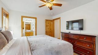 Payette Pines Hideaway - 1