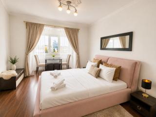 Baroq Central City Apartment - Bukarest - 4