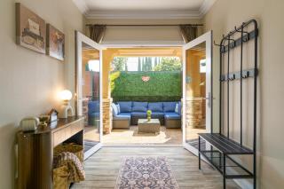 Hidden Garden Oasis Private Yard Stylish Retreat - 0