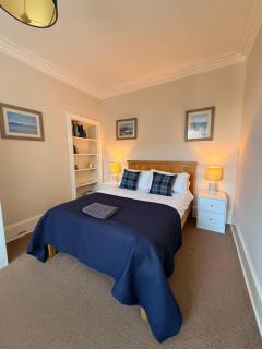 Private Holiday Home with 4 bedrooms- Tower street Guest House - 7