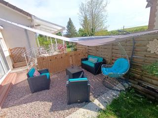 Grande maison familiale avec jardin et véranda -  - 7
