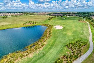 Lake Views Over The Top Golf - 2