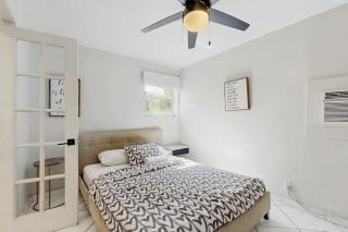 Adams Street Stunner - 2