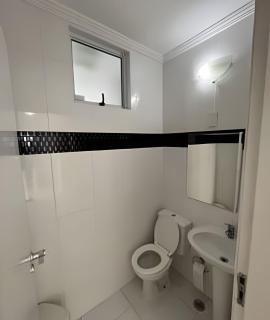 Apt Beira Mar c/ AC e 3 suítes - 220 m2 - 3
