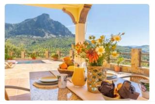 Comfortable Chalet in El Gastor with Private Pool - 4