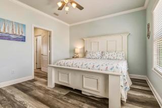 Waterfront home with private grill dock and washer & dryer - 1