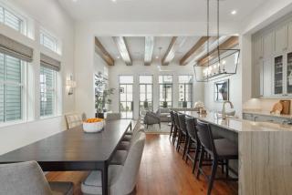 Designer Home Heated Pool & Rooftop - 9