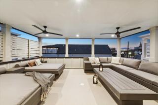 Designer Home Heated Pool & Rooftop - 7