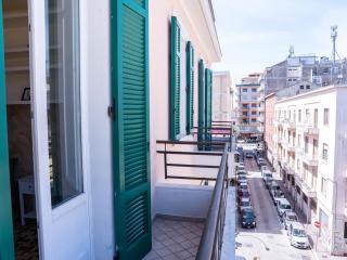 Elegante appartamento vista mare con 4 camere, balconi e ascensore Centro Pescara - 7