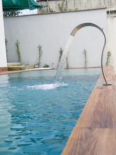 Apt em Taperapuã: piscina, churrasqueira e ar cond - 9