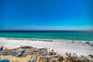 Beach House Condominiums C602 - Beachfront with Pool, Wi-Fi, & Beach Service - 4