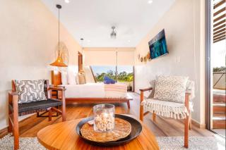 Private Rooftop Pool 3BR Penthouse in the Jungle - 8
