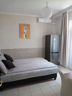 Adam Apartman - 1
