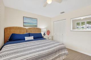 Pet Friendly-Walk to PGA Resort - 5