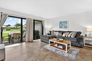 Pet Friendly-Walk to PGA Resort - 3