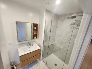 Central, Sleeps 4, Spa & Sauna - 6