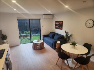 Central, Sleeps 4, Spa & Sauna - 3
