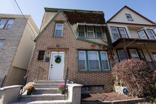Spacious 3BR Near NYC with Workspace - 9