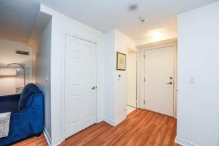 PlanURstay - Luxury 1BR Condo with City View - 3