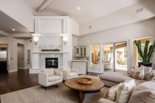 LUXE - Red Rock - Pool & Spa - In Paradise Valley - 3