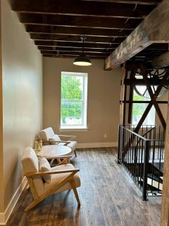 Harbor Hideaway Suite - River Rock Inn - 3