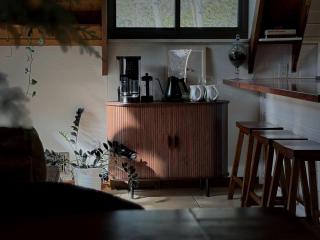 The Catamount Coze House - 8