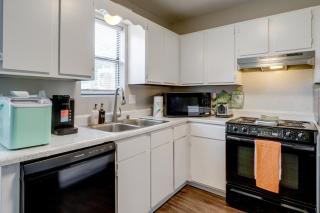 Walk to Park w/ Pond, Trails & More! Sherwood Unit - 8