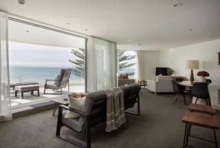 Marine Horizon with Five Star Focused Pool & Sauna - 0