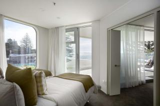 Marine Horizon with Five Star Focused Pool & Sauna - 2