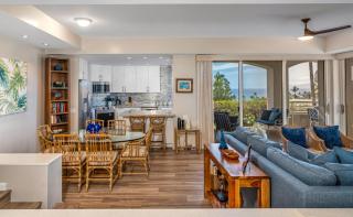 Palms at Wailea #1101 Great Ocean Views Large Sun Deck Near Beaches, Full A/C - 1