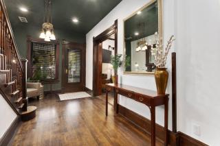 World Cup Stay| 4BR Near Arrowhead |Historic Charm - 8
