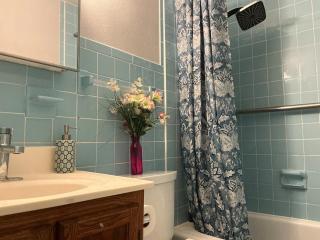 3 BR smart house with modern comfort - 5