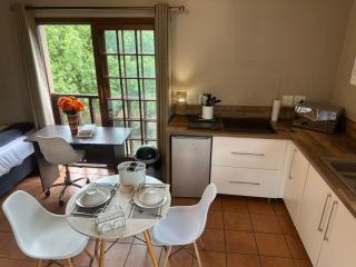 Paulshof Guesthouse - Hluhluwe Road Complex - 5