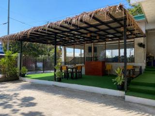 RedDoorz at Westeria Hostel - 6