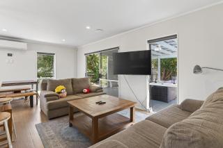 Coastal Whanau - Ruakaka Holiday Home - 5