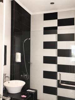 Marina Jampea Hotel - Makassar - 5