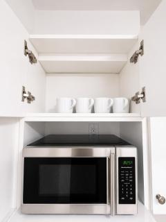 Cozy Vancouver 2BR Suite Near Joyce Station - 7