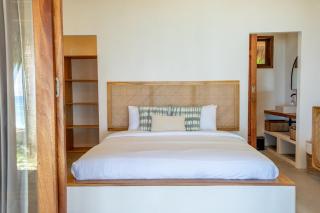 Villa RORO Mentawai - Oceanfront Tropical Escape - 5