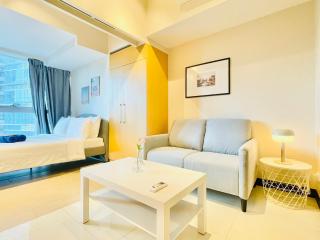 Uptown Parksuites BGC - 5