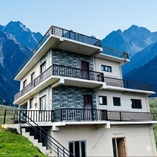 Blue Mountain Bliss - 0