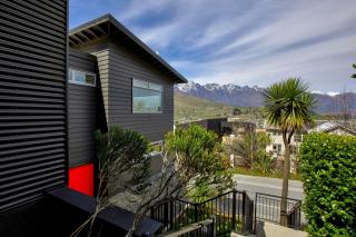 Alpine 75 Residence - Queenstown Hill 5 Bed - 0