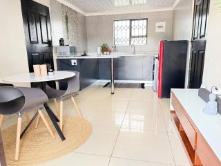 Serene 2-Bedroom Retreat in Ledig with Scenic Views - 3
