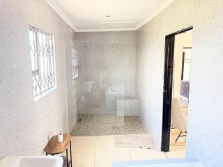 Serene 2-Bedroom Retreat in Ledig with Scenic Views - 1