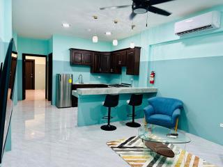 Hotel Sea Queen Suite & Golf Cart Rental - 5