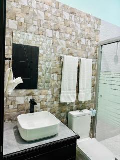 Hotel Sea Queen Suite & Golf Cart Rental - 7