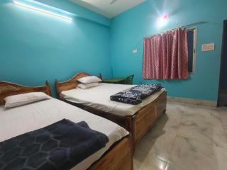 Mayur Lodge And Restaurant - 2