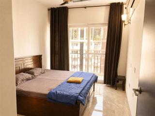 Spacious 2-Bedroom Apartment with Full Access - 4